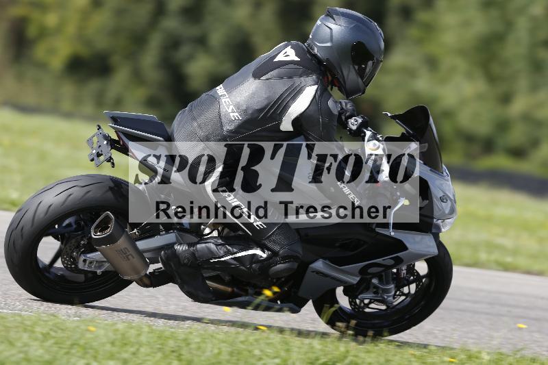/53 16.09.2025 Track Day Domi Aegerter ADR/Gruppe gruen/69